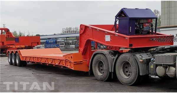 80トンの油圧式取り外し可能なグースネックトレーラーがコートディボワールに送られます