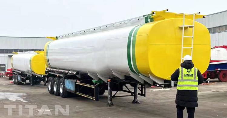ルワンダでの販売のための燃料輸送セミタンカートラックトレーラー
