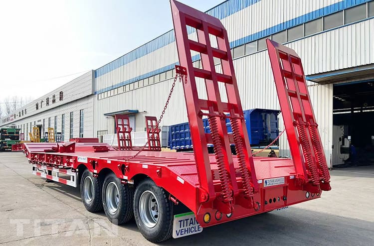 ブルンジでの販売のための 3 Axle 40 フィート油圧低床トレーラー